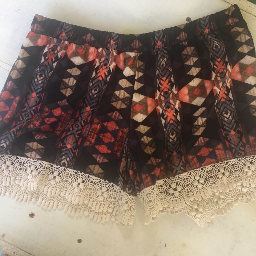 🤩Shorts with fall colors